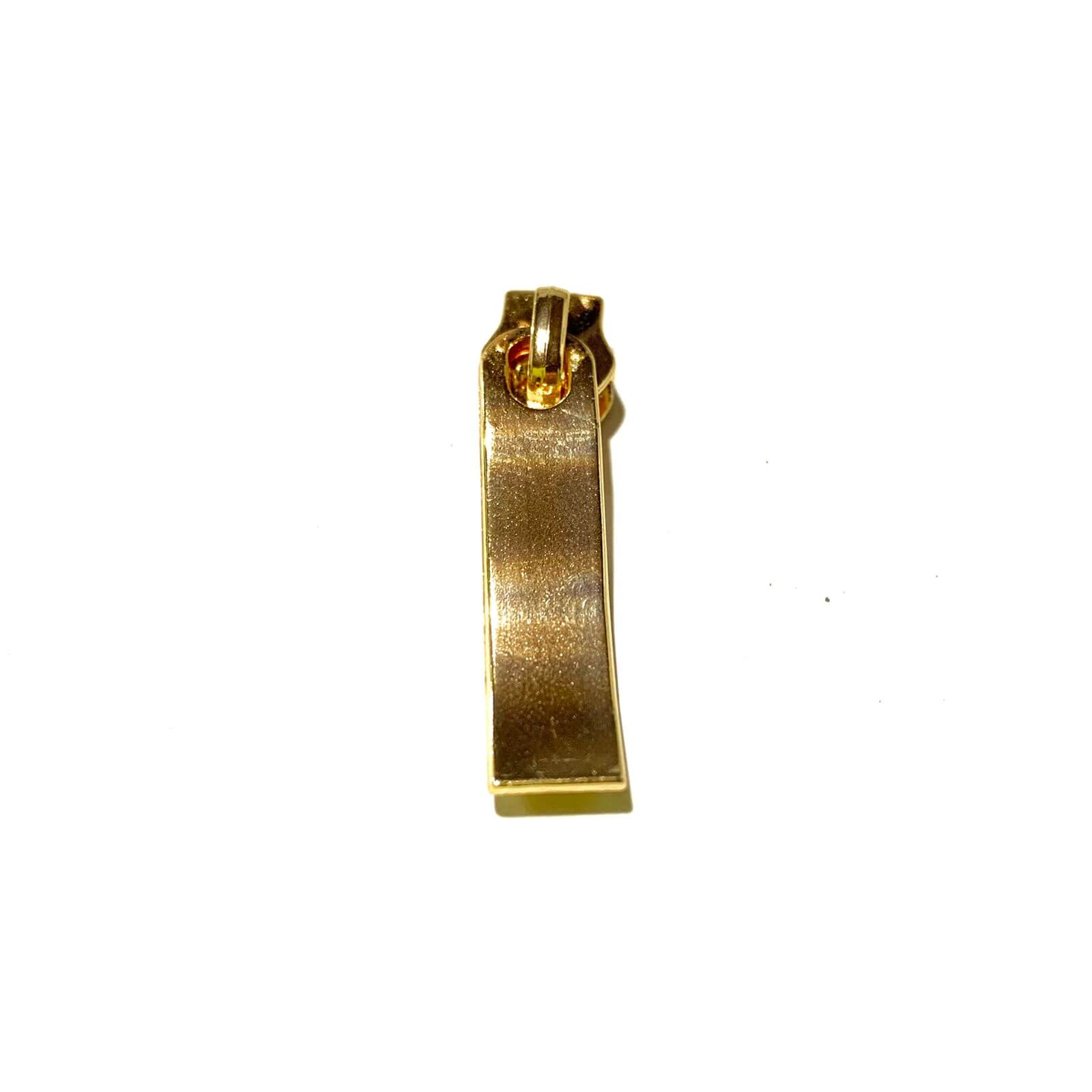 a2cb9e76-b61e-4cae-8c2e-55bc0e3c28ea.jpg