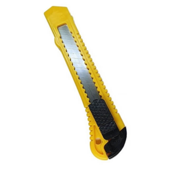 estilete-18mm-cor-amarelo.jpg