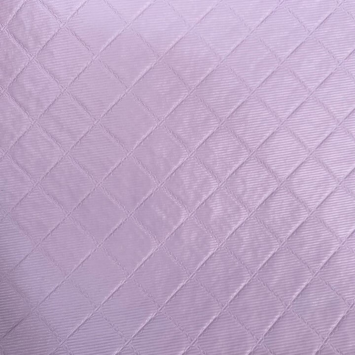 matelasse-djon-pvc-fundo-manta-lilas.jpg