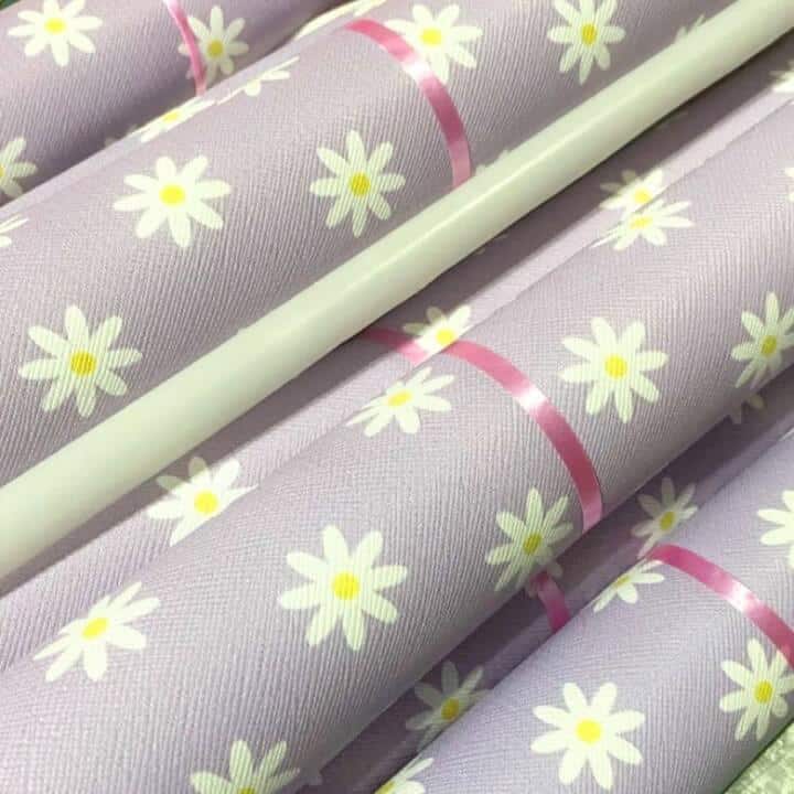 sintetico-prada-margarida-fundo-lilas-1.jpeg