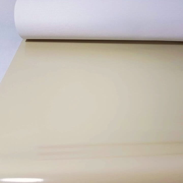verniz-espessura-040-fundo-plastico-bege.jpg