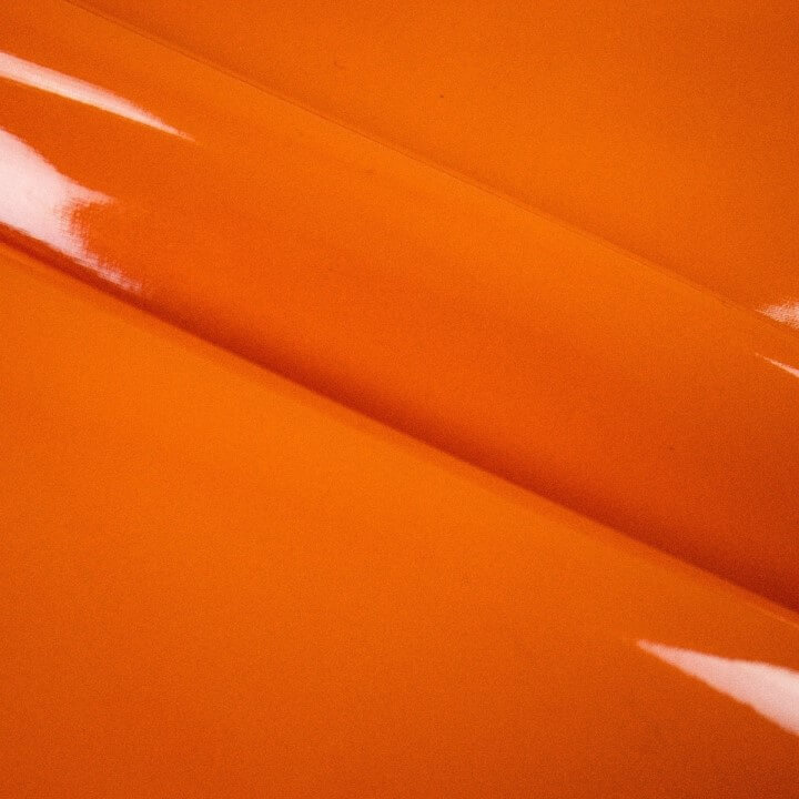 verniz-espessura-040-fundo-plastico-laranja.jpg