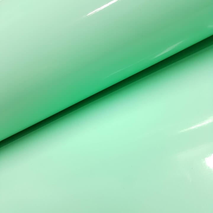 verniz-espessura-040-fundo-plastico-verde-agua.jpg