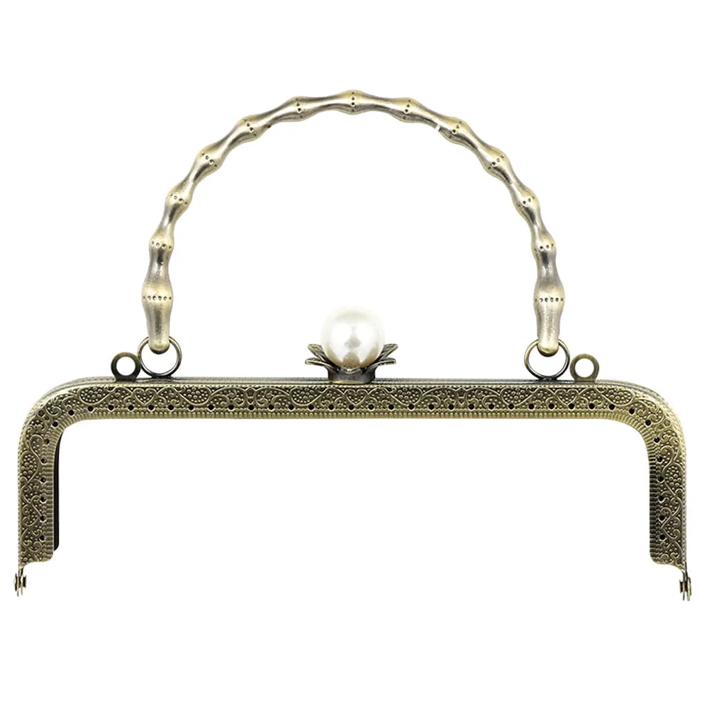 Fecho-da-vovo-com-perola-20cm-ouro-velho